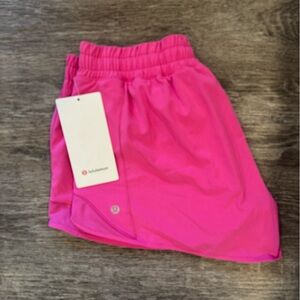 lululemon athletica Hotty Hot LR 4” - Sonic Pink